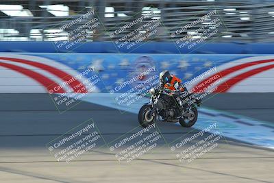 media/Nov-26-2022-Fastrack Riders (Sat) [[b001e85eef]]/Level 1/Session 1 Front Straight/